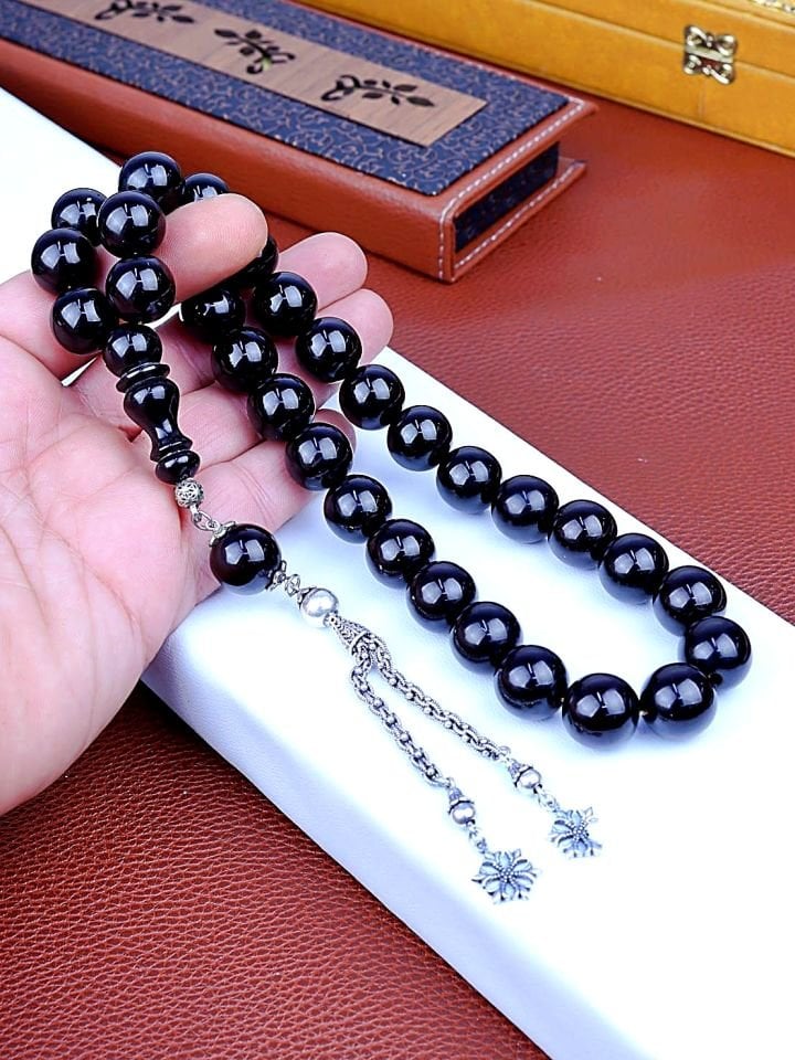 14mm GÜRCÜ OLTU TAŞI KİŞİYE ÖZEL GÜMÜŞ PÜSKÜLLÜ TASARIM TESPİH