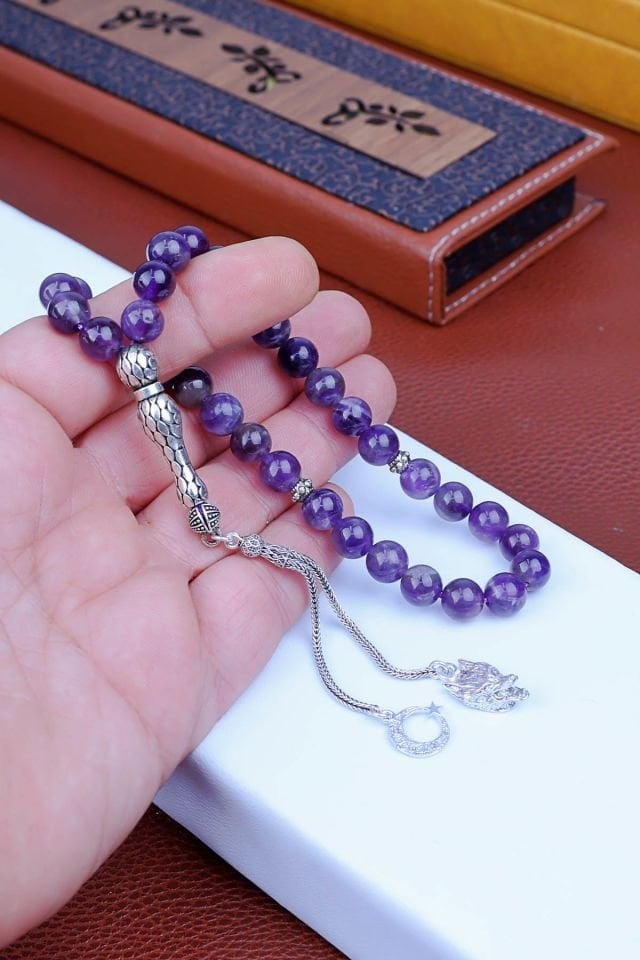 AMETİST TAŞI KİŞİYE ÖZEL GÜMÜŞ İSİM PÜSKÜLLÜ TESPİH