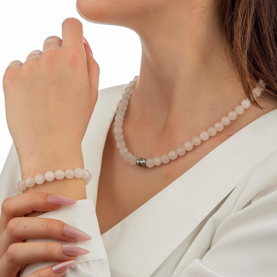 PEMBE QUARTZ TAŞI BİLEKLİK OLAN KOLYE