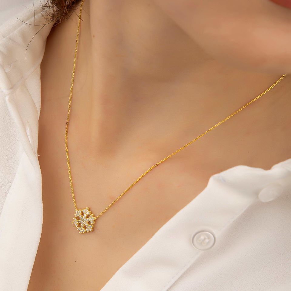 KAR TANESİ MODEL ALTIN KAPLAMA BAYAN GÜMÜŞ KOLYE