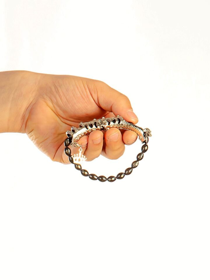 925 Ayar gümüş tasarımlı His taşı Multi Tespih (  Kişi enerjisine göre 12 renk değiştiren Orjinal dogaltaştır)