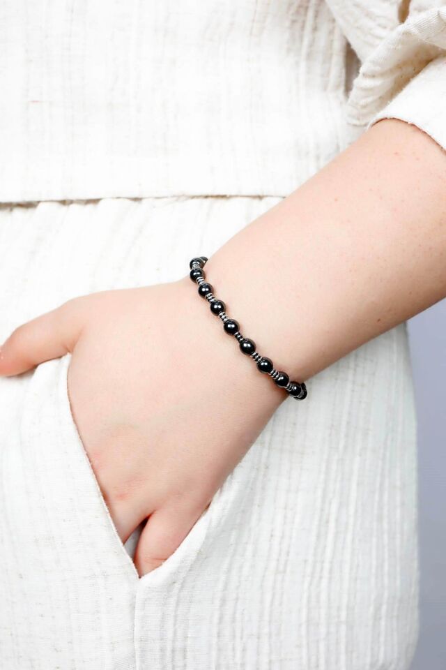 Multi Flex One Hematit taşı Bileklik (ara boncuklu model)