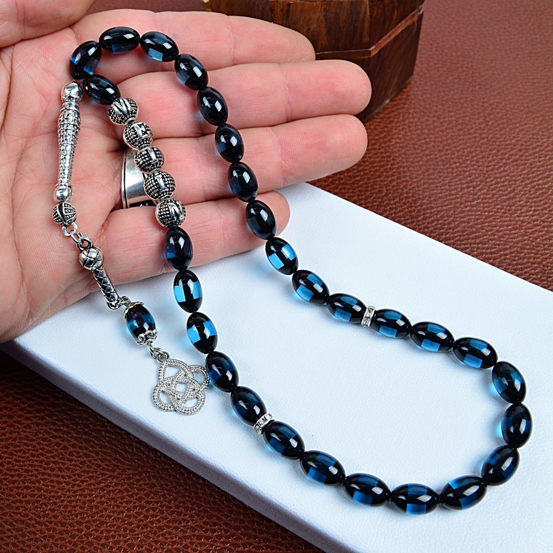 KİŞİYE ÖZEL İSİMLİ MAVİ SÜRMELİ KEHRİBAR TESPİH