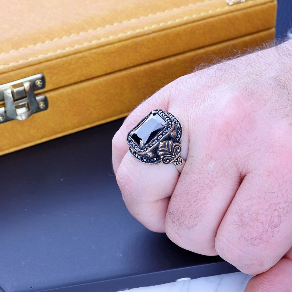 ZİRKON TAŞLI 925 AYAR GÜMÜŞ YÜZÜK 23