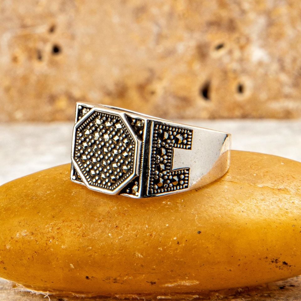 ZİRKON TAŞLI 925 AYAR GÜMÜŞ YÜZÜK 38