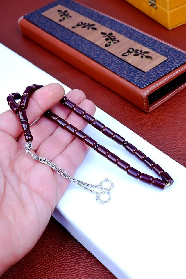 SIKMA KEHRİBAR  GÜMÜŞ PÜSKÜLLÜ TASARIM TESPİH